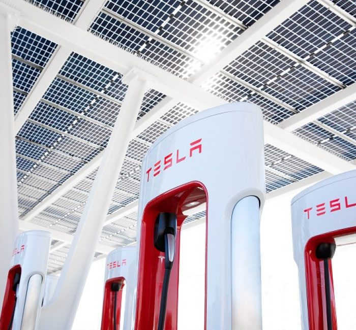 Noch 2021: Tesla-Netz für alle!